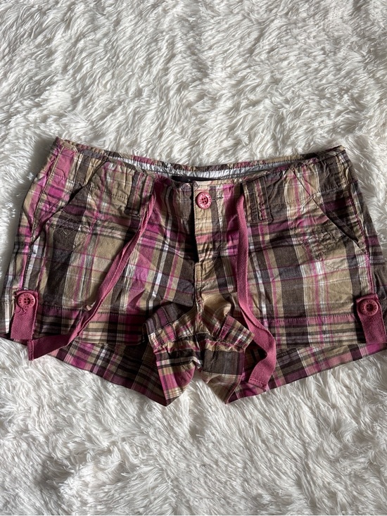 Pants - Plaid Shorts
